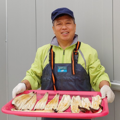 심명진 민물장어 1kg 국산 자포니카 캠핑음식 중량 손질 초벌 선택 식당 공급 선물포장 가능 대표 이미지